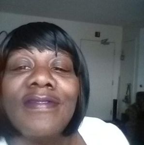 Meet your Posher, Joyce